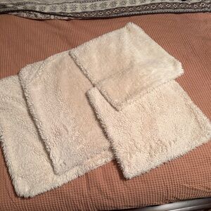 Faux Fur Pillow Covers. Set of 4.